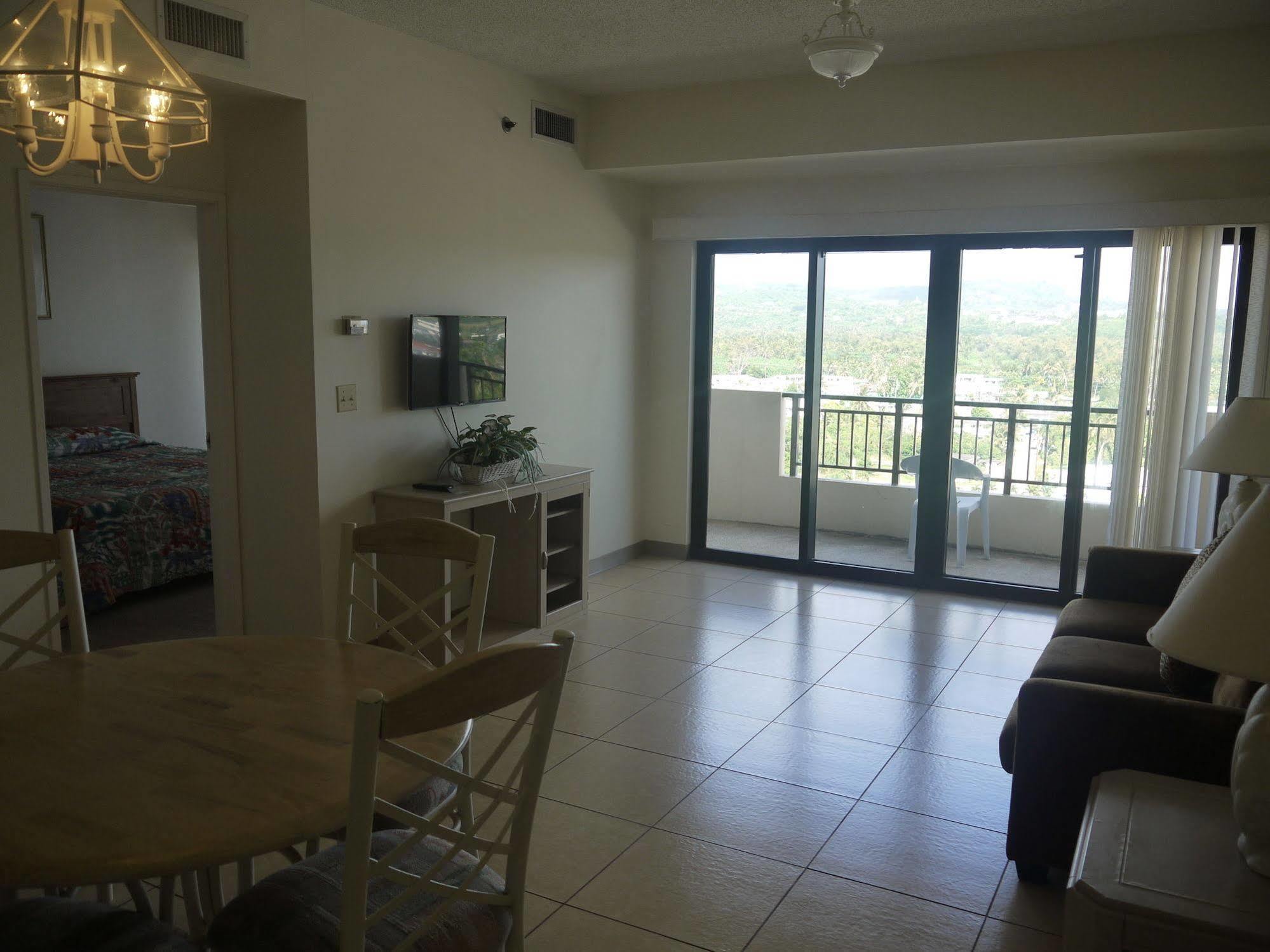 Aquarius Beach Tower Susupe Ngoại thất bức ảnh